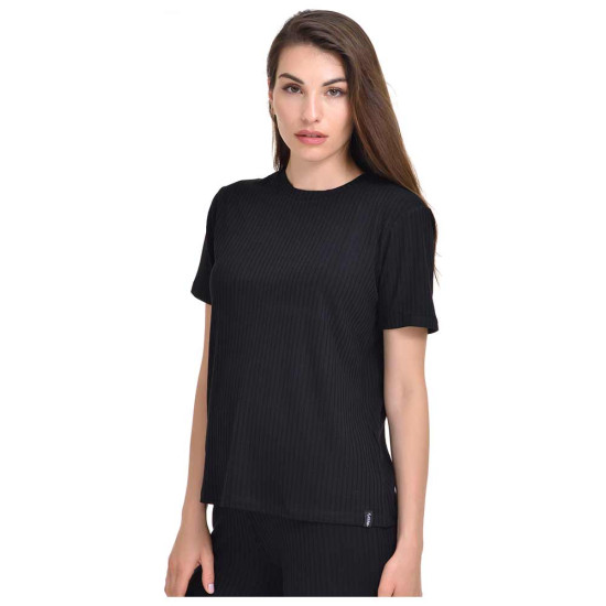 Target Γυναικεία κοντομάνικη μπλούζα Target Γυναικεία κοντομάνικη μπλούζα